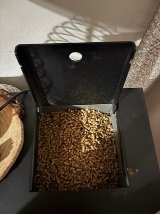 Estufa de Pellet Canadian Stove Negra y Blanca