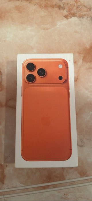 iPhone 17 Pro Max 512GB Naranja poco uso.