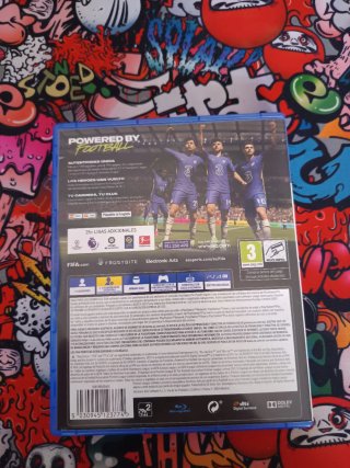 PS4 FIFA 22 y EA FC 24