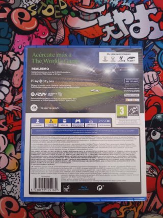PS4 FIFA 22 y EA FC 24