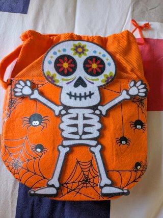 Bolsa fieltro Halloween esqueleto arañas