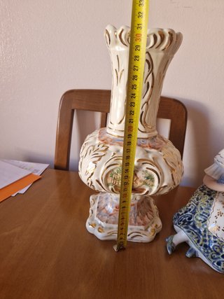 Figuras de cerámica mujer con abanico