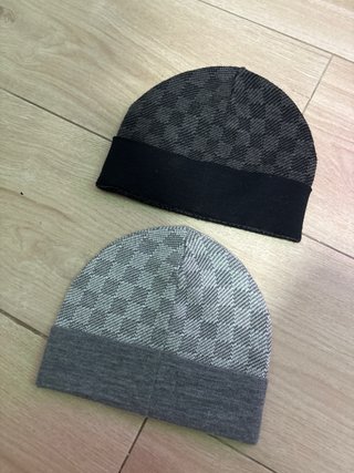 Gorros Louis Vuitton Negros y Grises