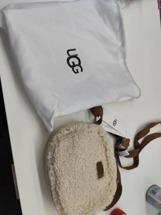 Bolso UGG borrego beige