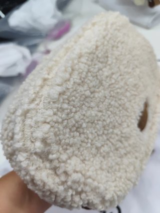 Bolso UGG borrego beige