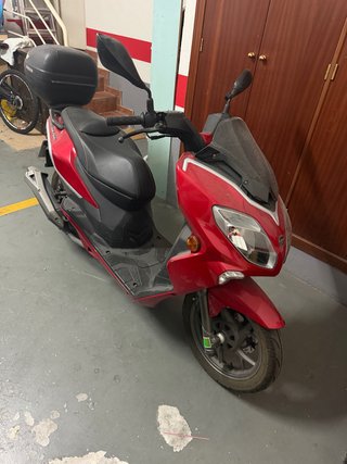 Keeway Cityblade 125 Roja con 5500km