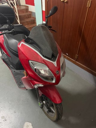 Keeway Cityblade 125 Roja con 5500km