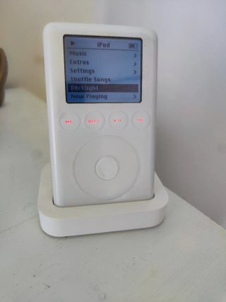 iPod Classic 3ª Gen 20GB A1040 Blanco