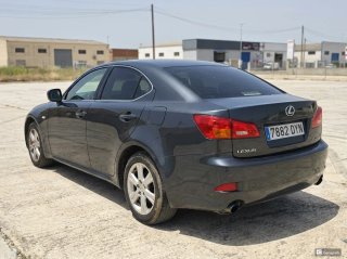 Lexus IS 2005