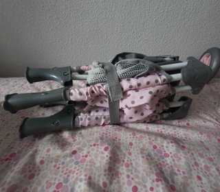 Cuna de juguete con carrito y capazo