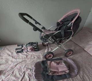 Cuna de juguete con carrito y capazo