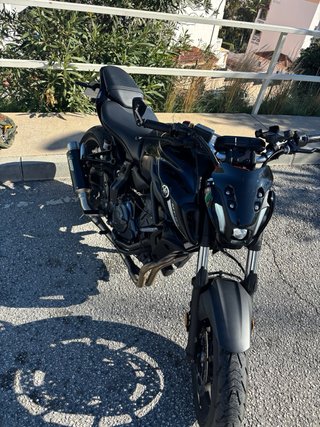 Yamaha MT-07 Pure Negra