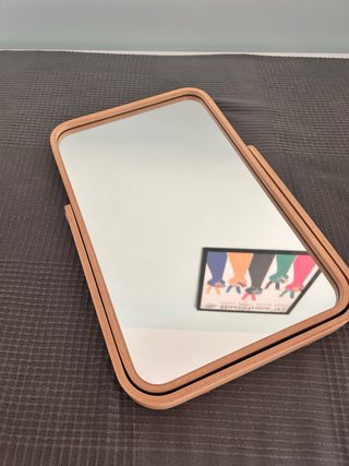 Specchio da tavolo IKORNNES in legno di frassino