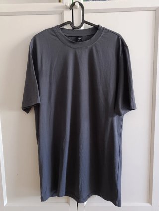 Camiseta gris Shein talla M