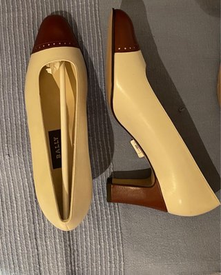 Zapatos Bally Beige y Marrón Mujer