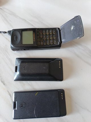 Motorola International 8700 Telefono Cellulare