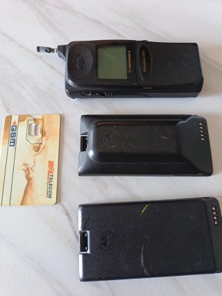 Motorola International 8700 Telefono Cellulare