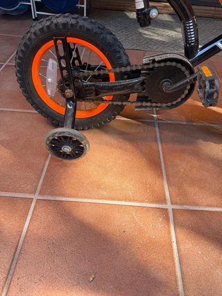 Bicicleta infantil naranja Motobike