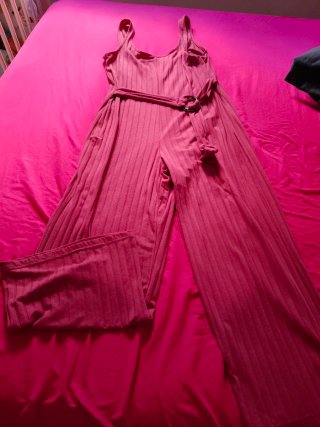 Mono de mujer rosa/rojo