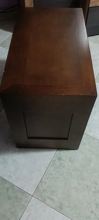 Mesilla de noche de madera