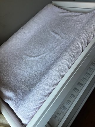 Cambiador de bebé blanco