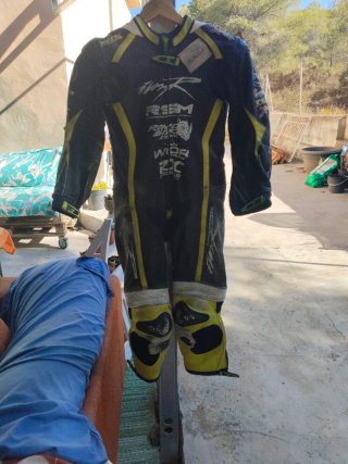 Mono de moto para niño talla 12