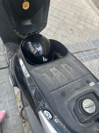 Honda SH300i Negra