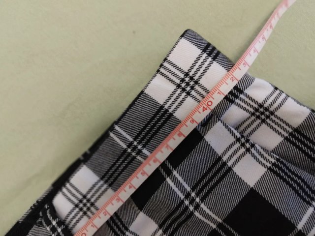 Pantaloni a quadri Zara taglia S