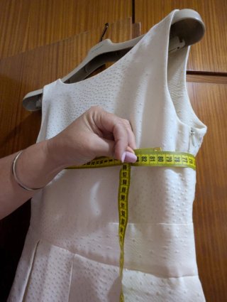 Vestido de novia blanco Bgo & Me con lazo espalda