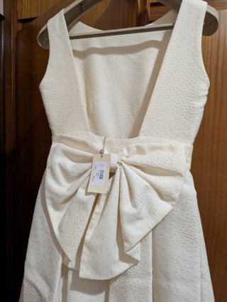 Vestido de novia blanco Bgo & Me con lazo espalda