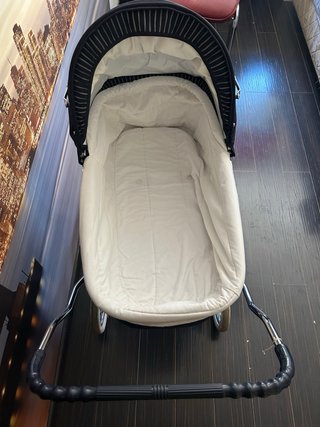 Coche de bebé clásico Arrue a estrenar!