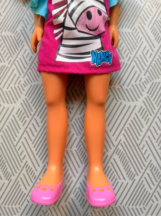 Muñeca Nancy con vestido de cebra
