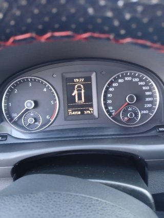 Volkswagen Touran 2011