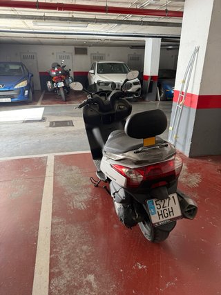 Kymco SuperDink 300