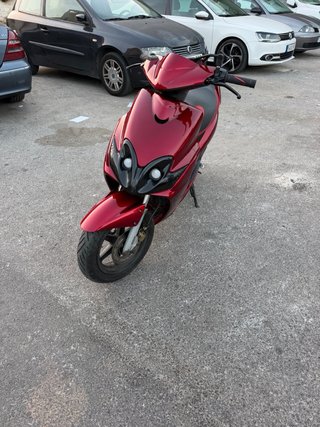 Yamaha Jog RR