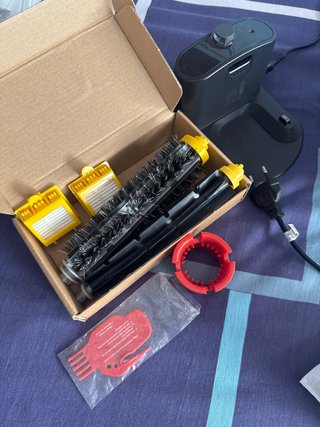 Roomba 772e + Repuestos (leer anuncio)