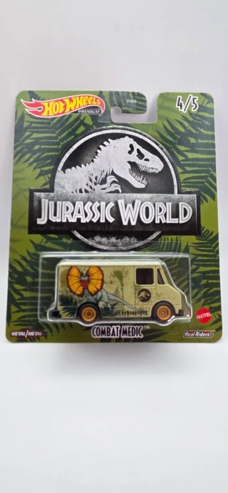Hotwheels Jurassic World Combat Medic