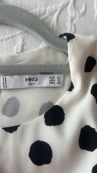 Vestido Mango lunares blanco y negro