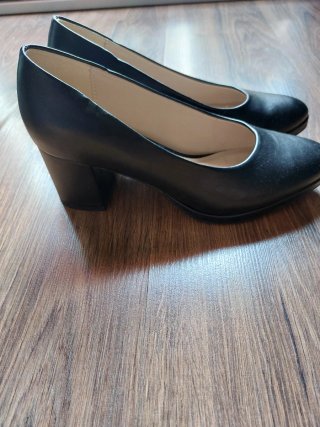 Zapatos de tacón negros Graceland
