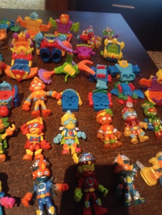 Lote 75+ Superthings