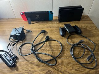 Nintendo Switch V2 (COMPLETA)