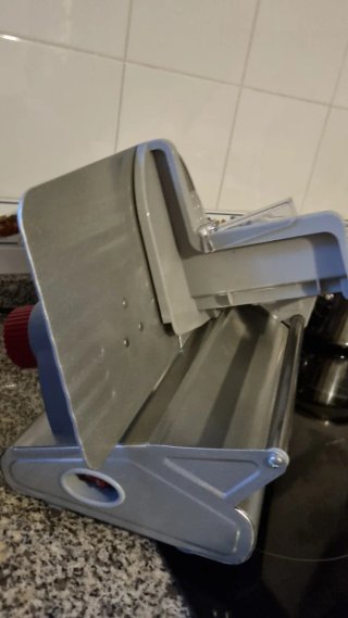 Cortafiambres eléctrico Mandine 140W