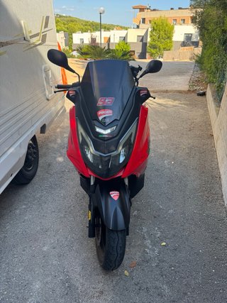 Wottan Storm-T 2018 Roja y Negra