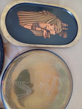 Conjunto de 9 platos decorativos Egipto metal