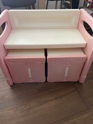 Mesa y 2 Sillas Infantiles Rosas