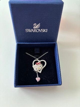 Collar Swarovski Hello Kitty Corazón