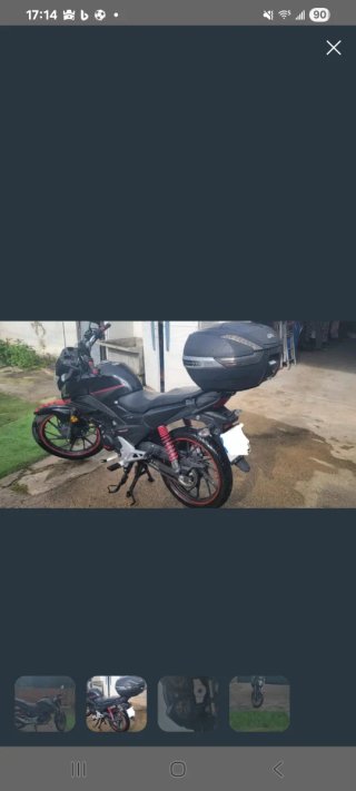 Honda CB125F Negra