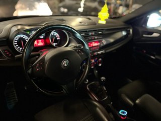Alfa Romeo Giulia 1.4T 170PS