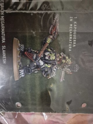 Kapoguerra in Megarmatura Warhammer 40k orchi
