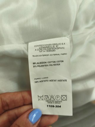 Chaqueta Alba Conde Blanca tipo Chanel
